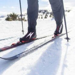 Madshus Fjelltech M50 Skin Langlauf-Set Black/Red Damen, Herren -Skigeschäft madshus fjelltech m 50 skin 18f0100 04 gross